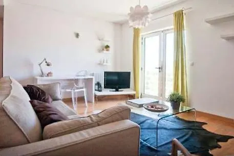 Your Lisbon Home Rio 0*,  Португалия